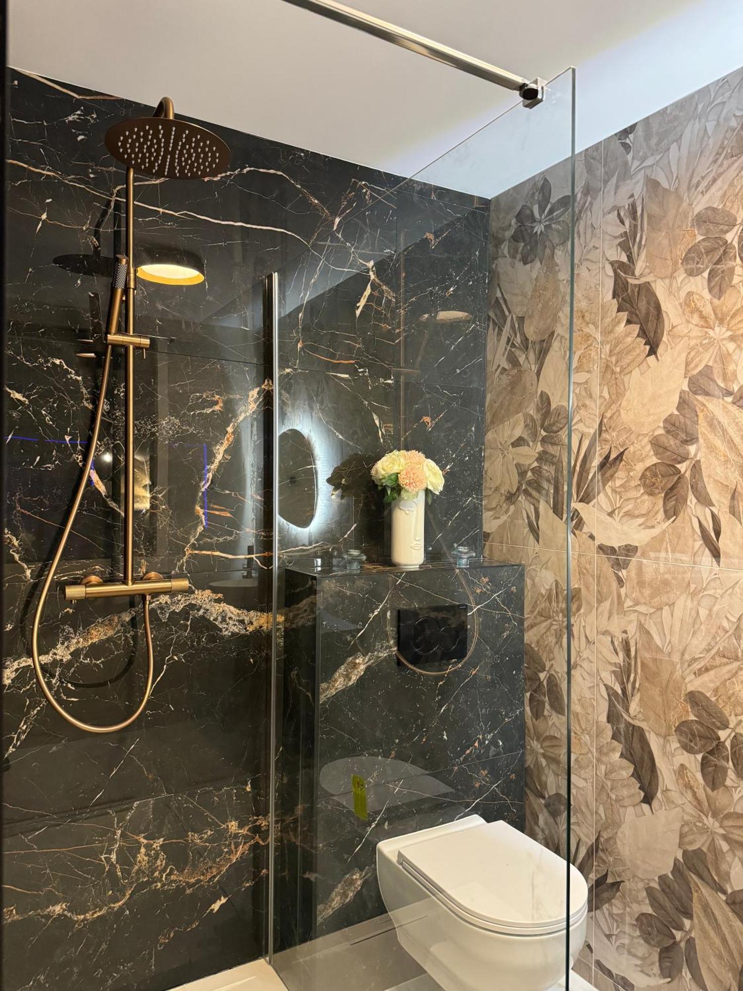 Flower Suite And Spa Ла-Сейн-сюр-Мер Экстерьер фото